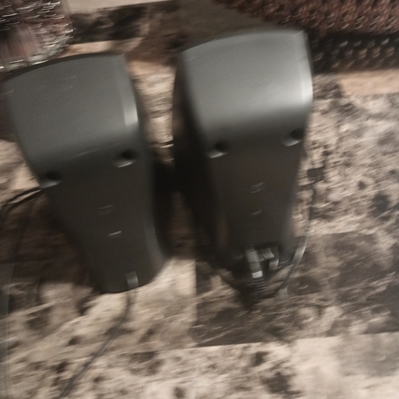 Logitech Z130 3.5mm Jack WIRED COMPUTER Speakers - Picture 2 of 3